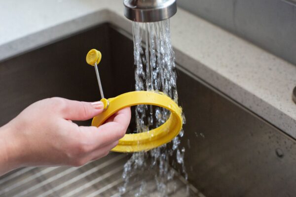 4 Inch Silicone Egg Ring - Image 2